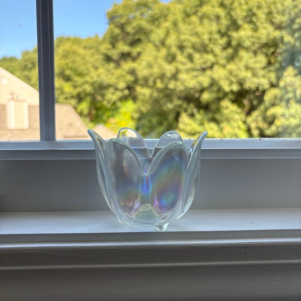 Vintage Iridescent Clear Art Glass Lotus Flower Votive Candle Holder Fairy Y2K